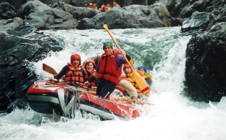 Grade 5 Rafting on the Rangitkei River in the 80s min